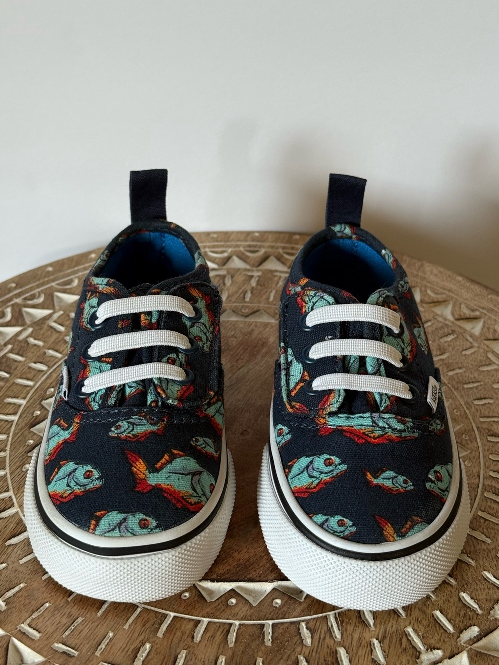 Vans Toddler Piranha Fish Print Canvas Sneakers Size 6.5